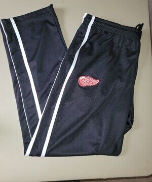 Calhoun NHL Detroit Redwings Black With White Stripe Pants. Size XXL